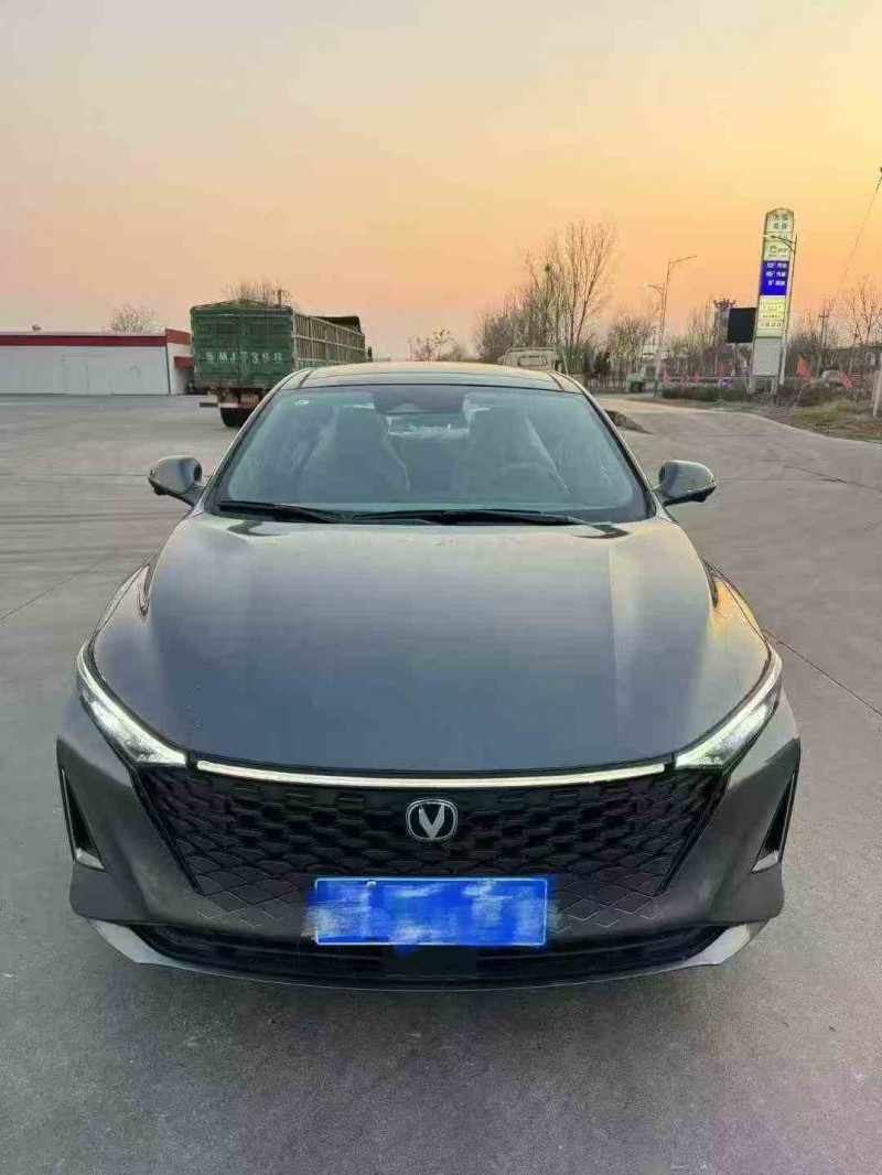 东营25年长安汽车锐程1