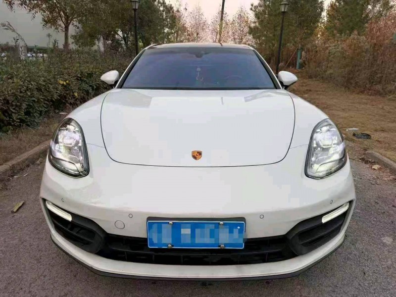 鄂州22年保时捷帕拉梅拉1