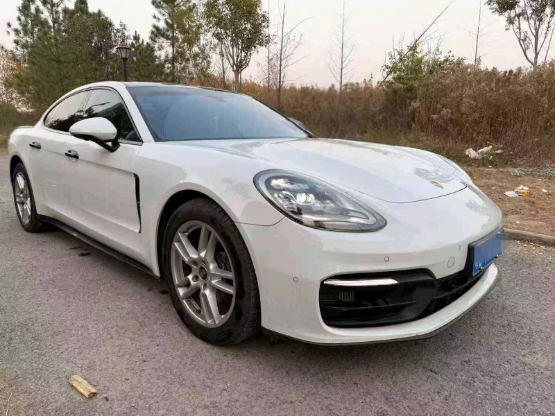 鄂州22年保时捷帕拉梅拉2