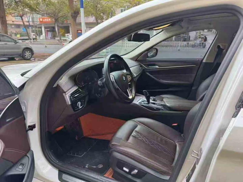 三明20年宝马5系4