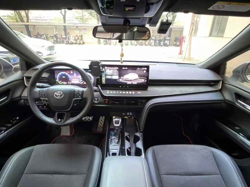 深圳24年丰田凯美瑞6