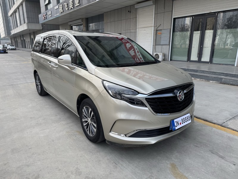 青岛21年别克GL83