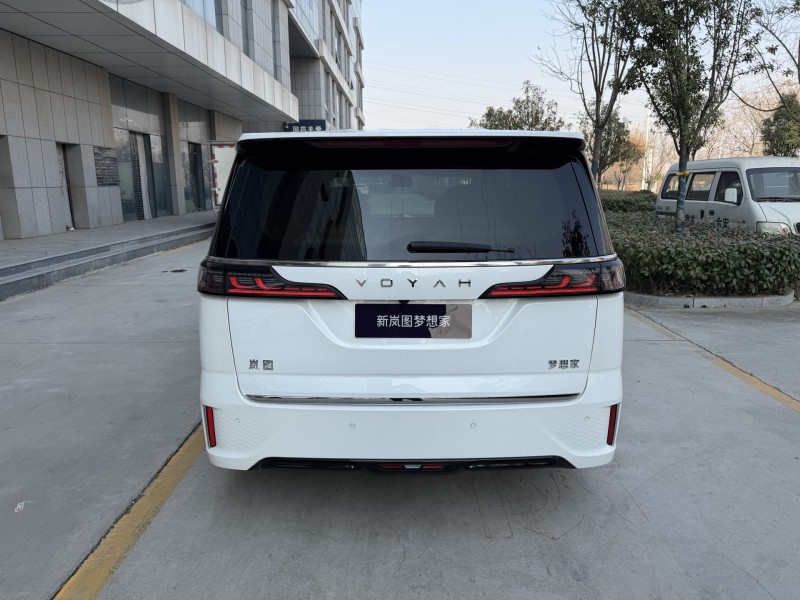 泰安25年岚图汽车梦想家5