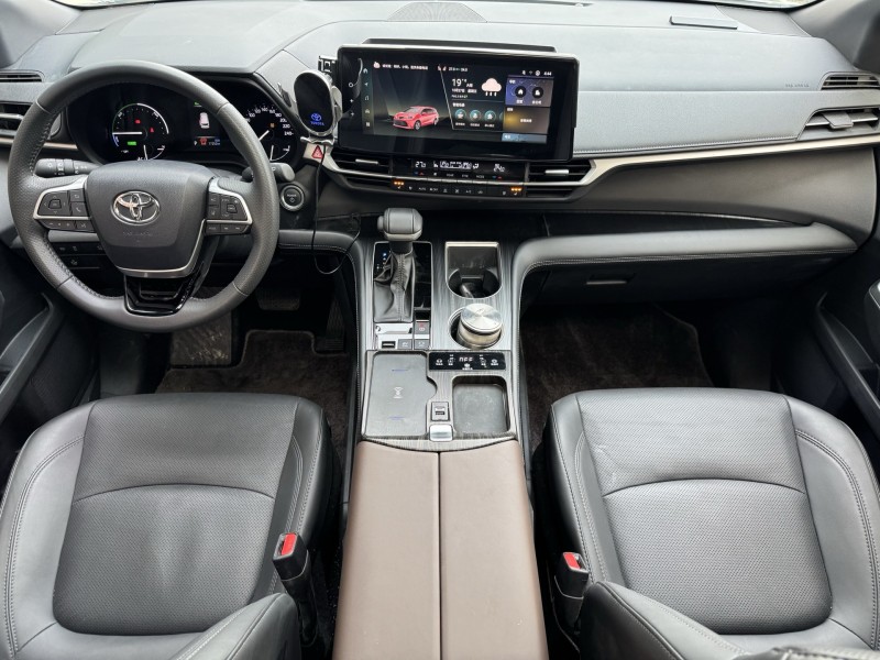 淄博23年丰田塞纳7