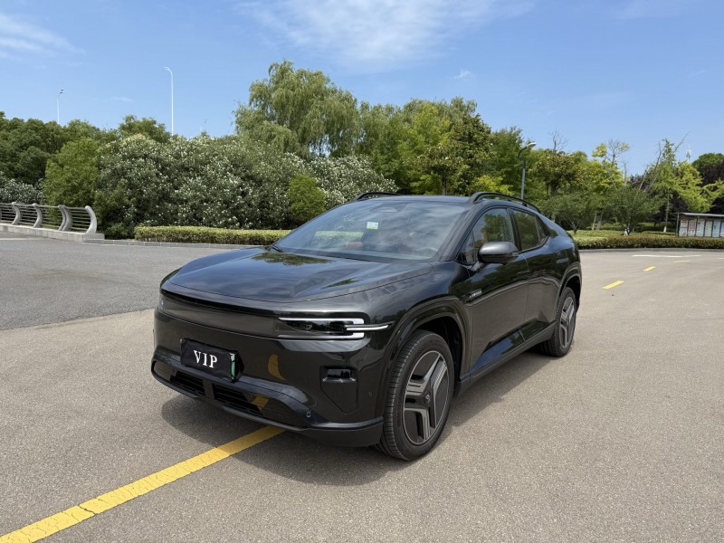 南通25年长安汽车启源2