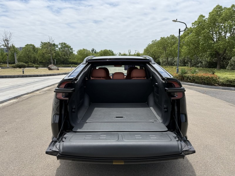 南通25年长安汽车启源5