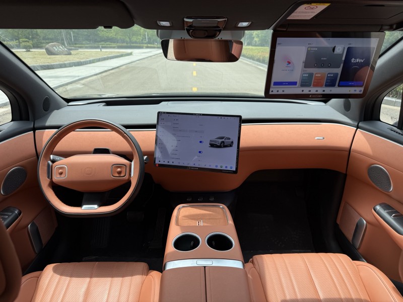 南通25年长安汽车启源7