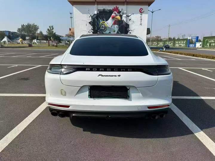 潍坊23年保时捷帕拉梅拉3