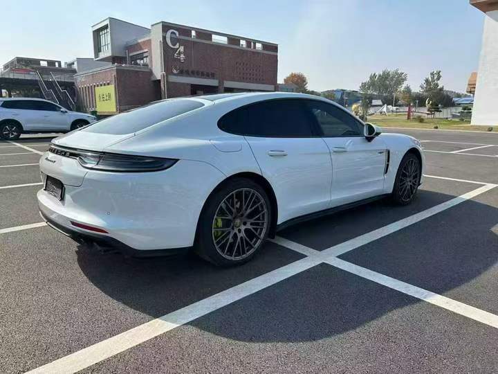 潍坊23年保时捷帕拉梅拉5