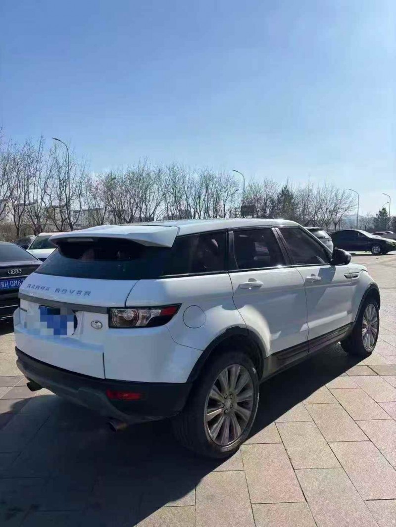 邯郸16年路虎极光7