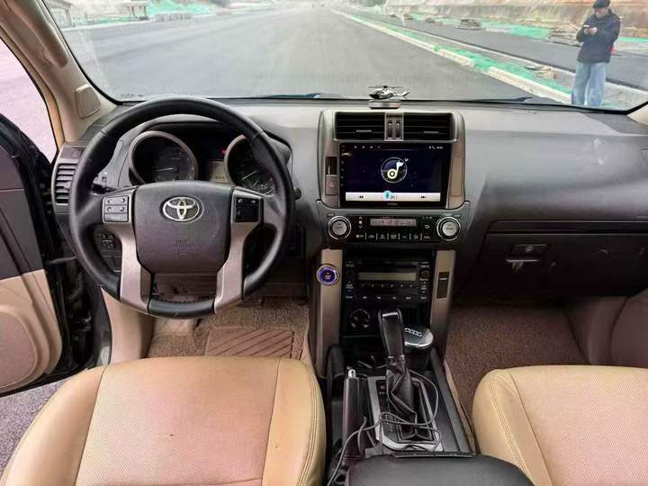 株洲13年丰田普拉多8