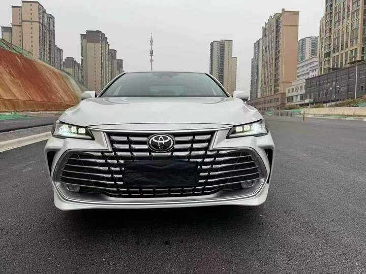 衡阳25年丰田亚洲龙1