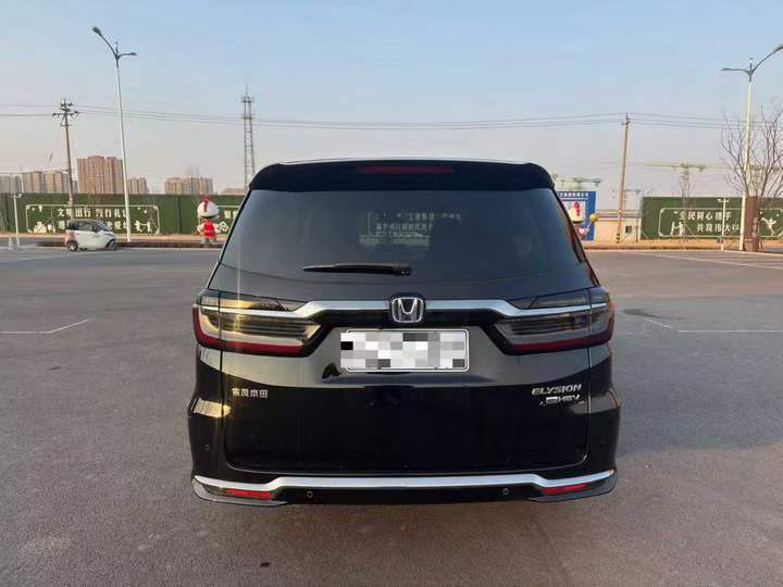 济宁23年本田艾力绅4