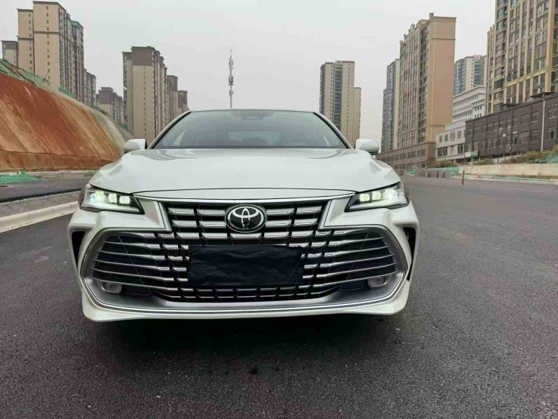 张家界25年丰田亚洲龙1