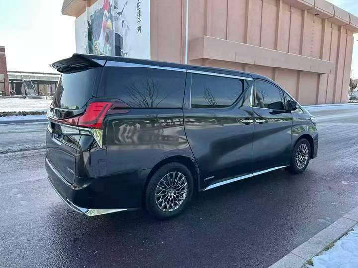 潍坊20年丰田威尔法6