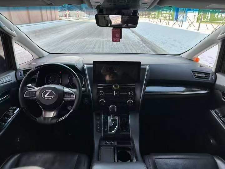 潍坊20年丰田威尔法8