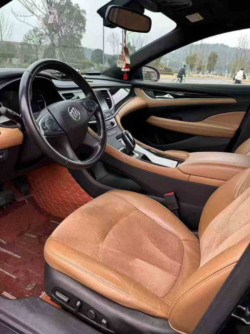 赣州18年别克君越4