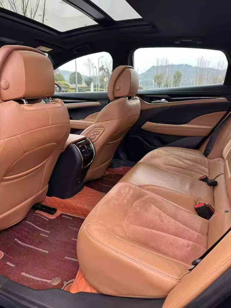 赣州18年别克君越5