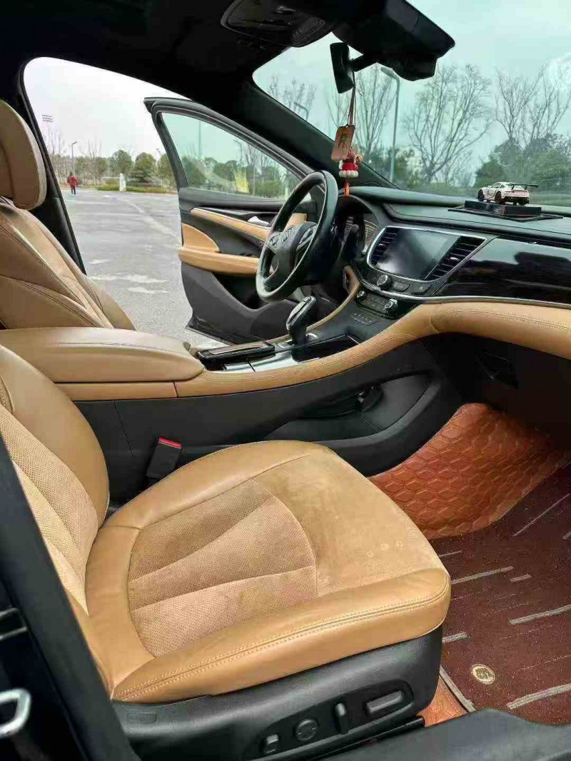 赣州18年别克君越6