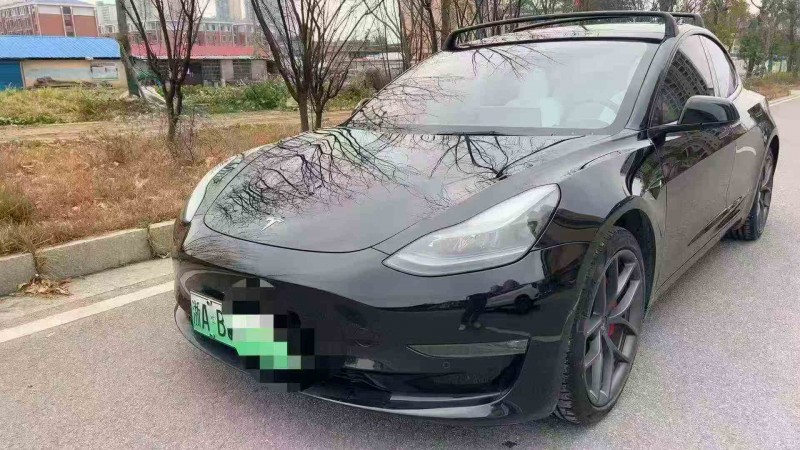邵阳23年特斯拉MODEL 32