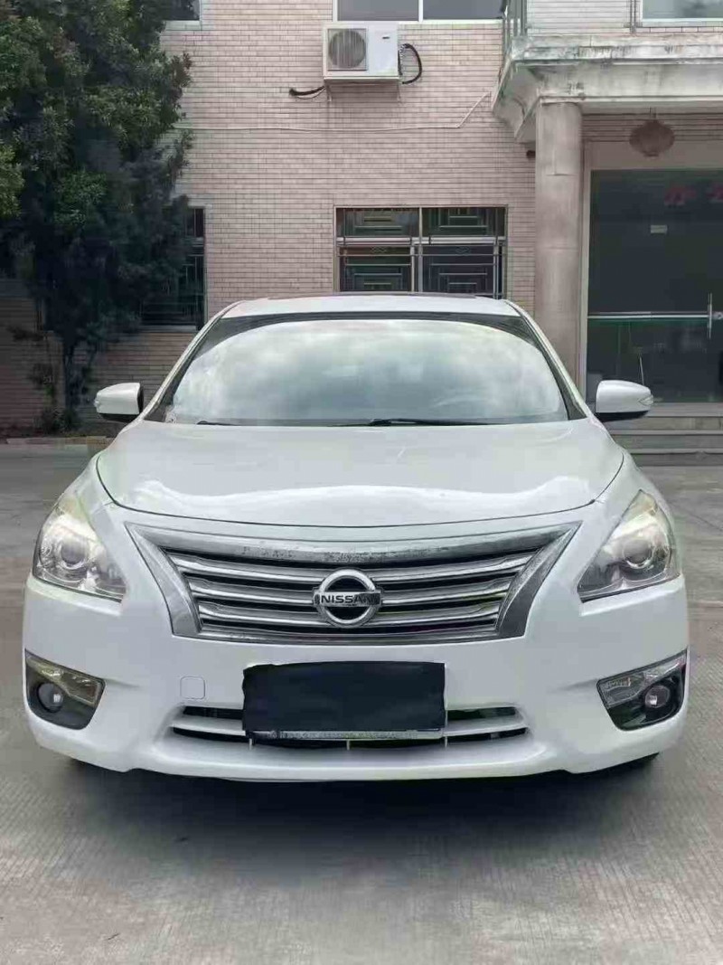 南平15年日产天籁1