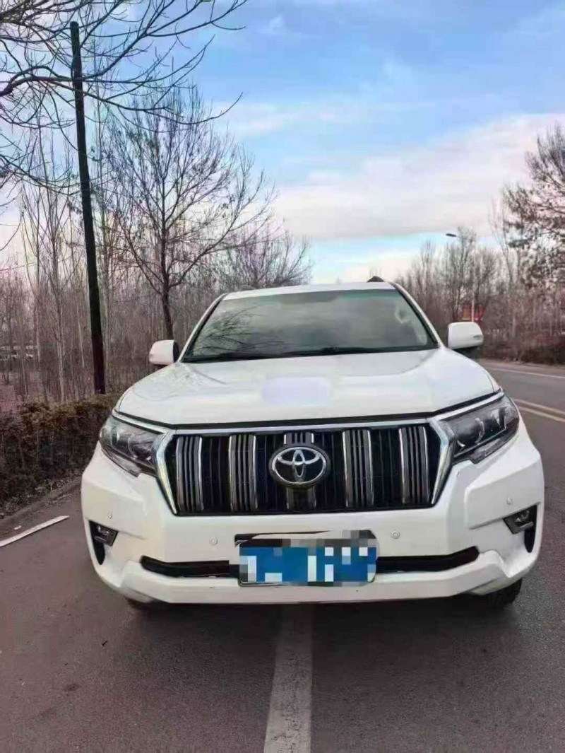 承德13年丰田普拉多1