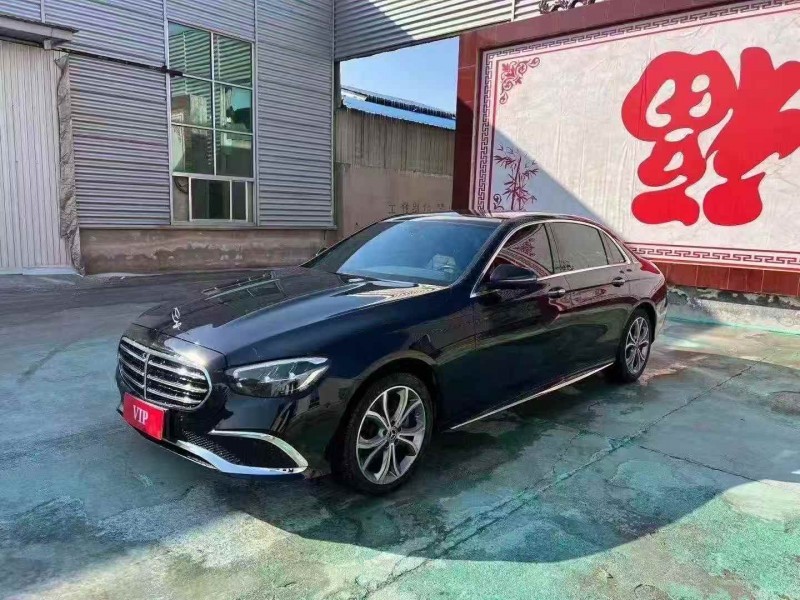 济宁22年奔驰E2