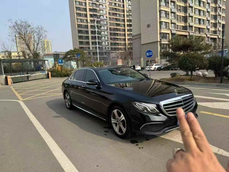 淄博18年奔驰E3