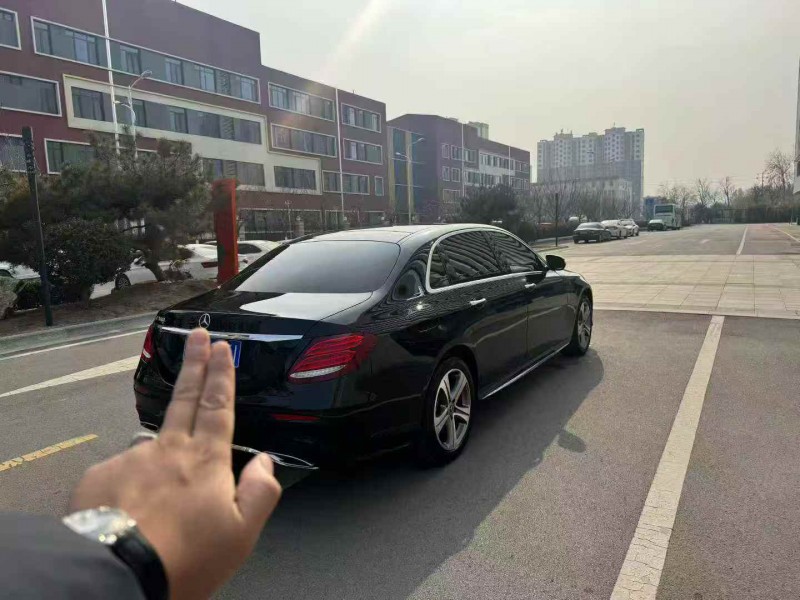 淄博18年奔驰E9