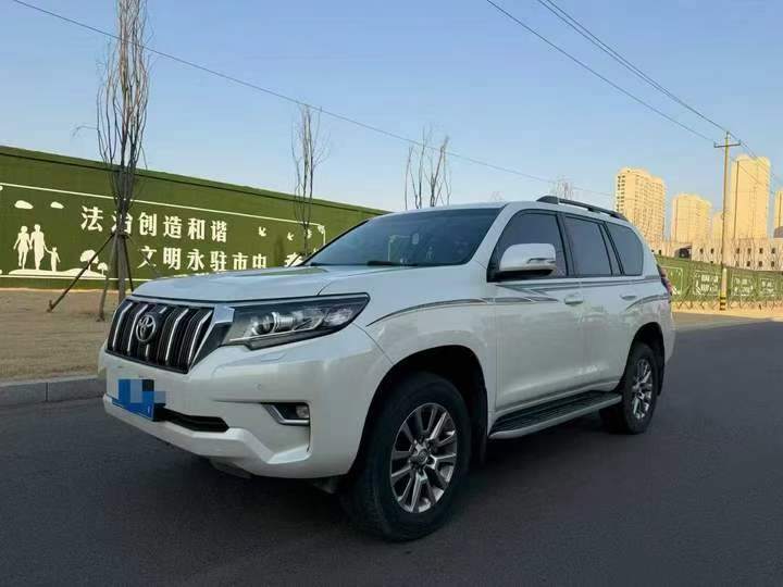 东营19年丰田普拉多2