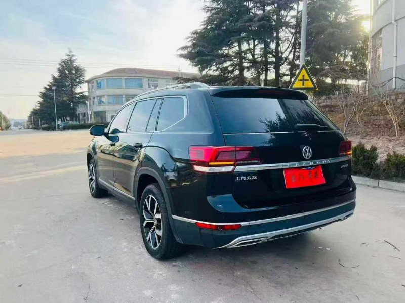 淄博20年大众途昂9