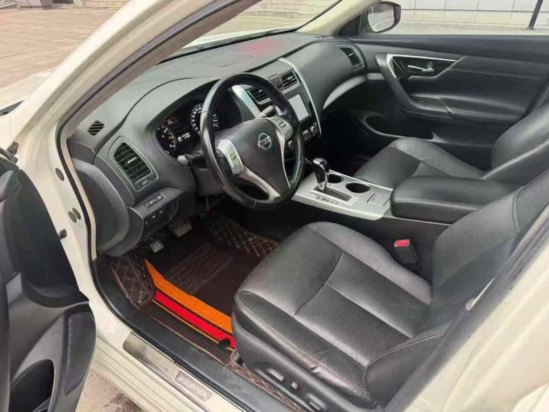 东营17年日产天籁4