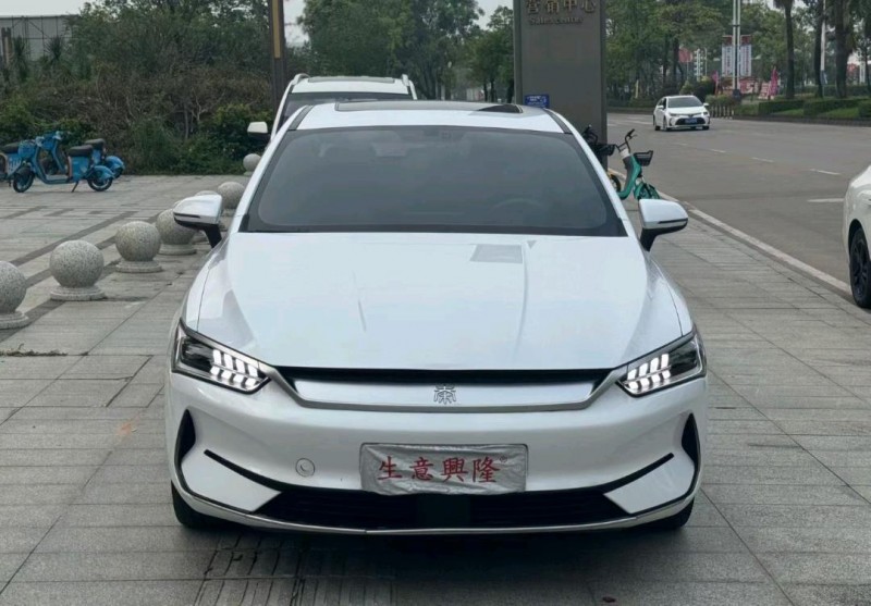 阳江22年比亚迪秦1