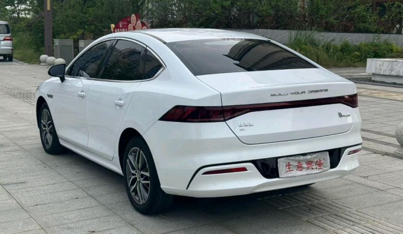 阳江22年比亚迪秦9