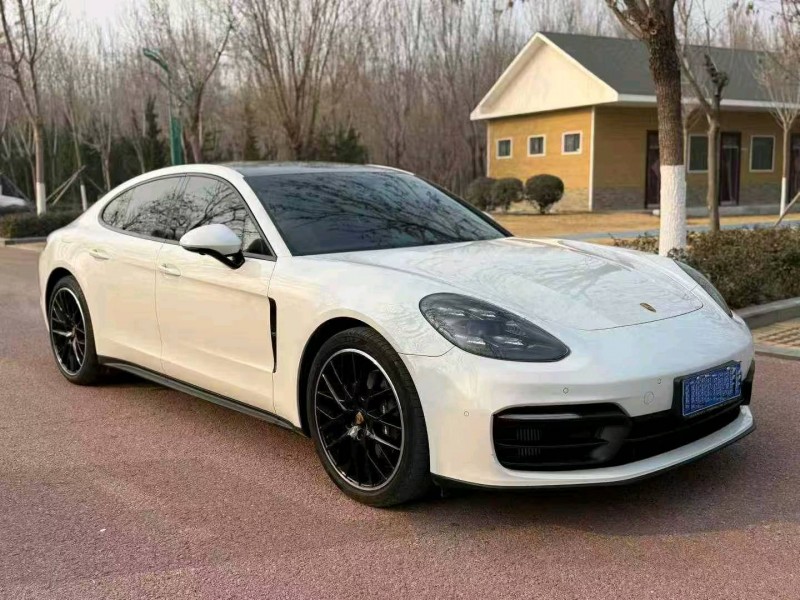 聊城22年保时捷帕拉梅拉2