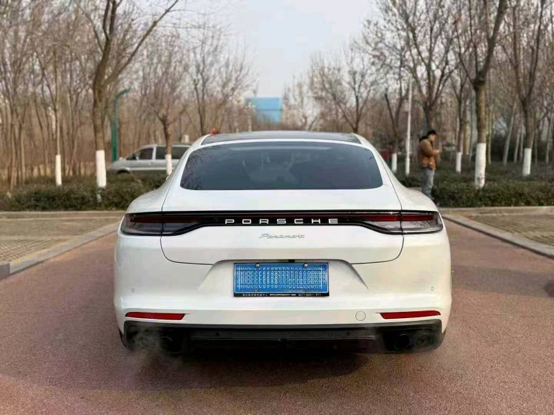 聊城22年保时捷帕拉梅拉6