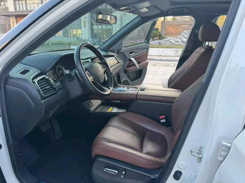 阳江22年本田URV5