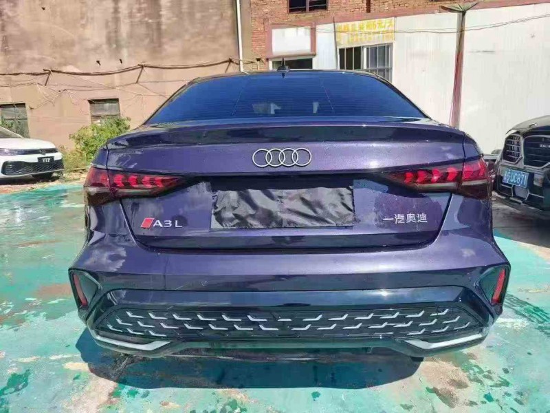 思茅25年奥迪A38