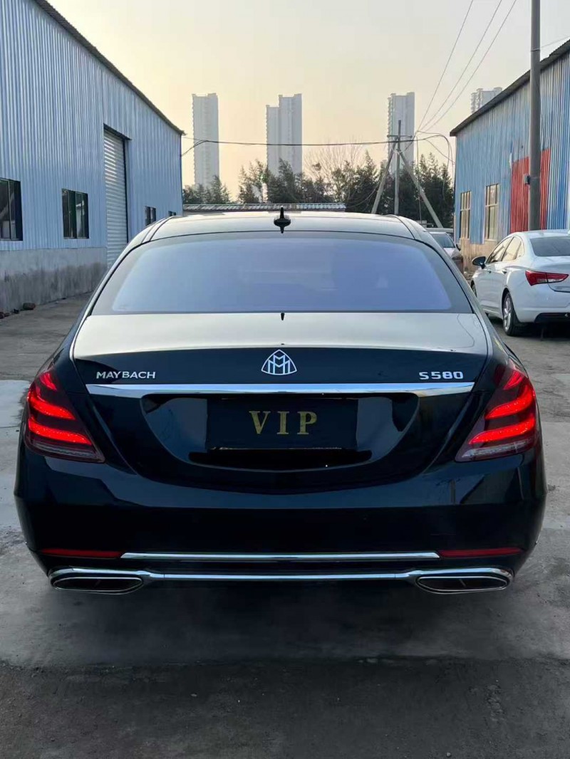 徐州16年奔驰迈巴赫S级9