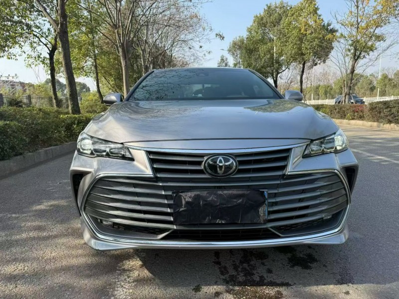 娄底21年丰田亚洲龙1