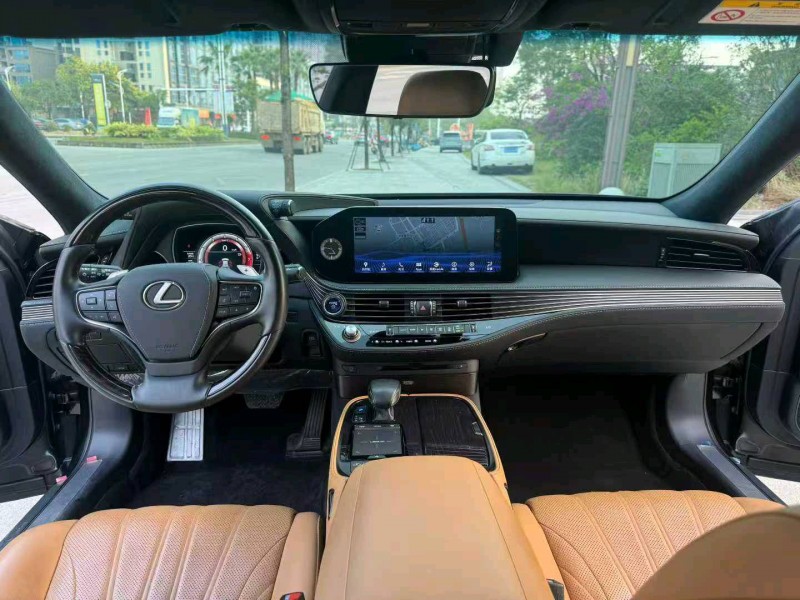 阳江23年雷克萨斯LS4