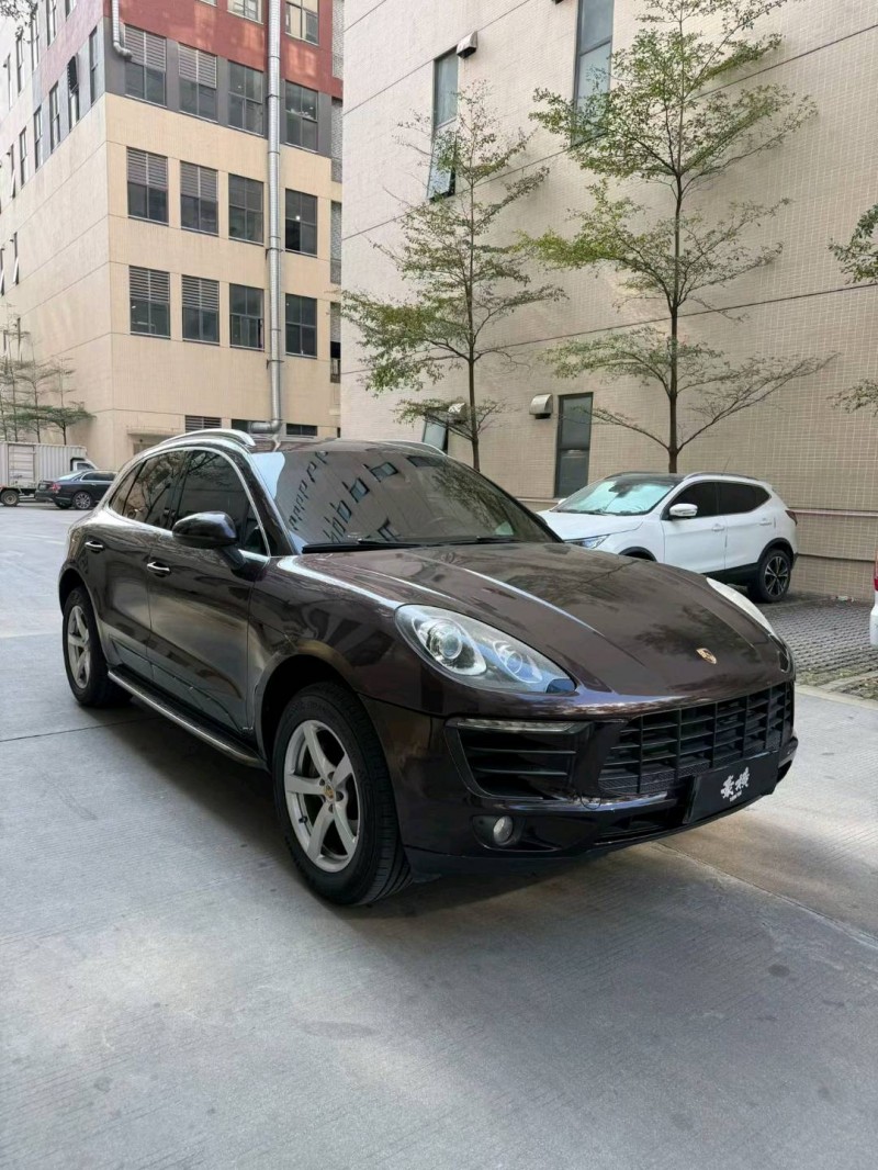 佛山15年保时捷Macan2