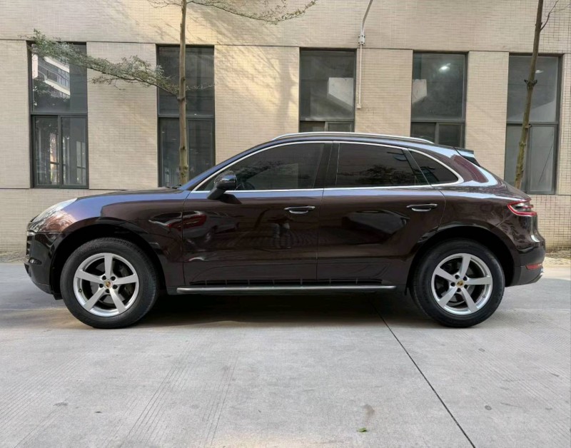 佛山15年保时捷Macan6