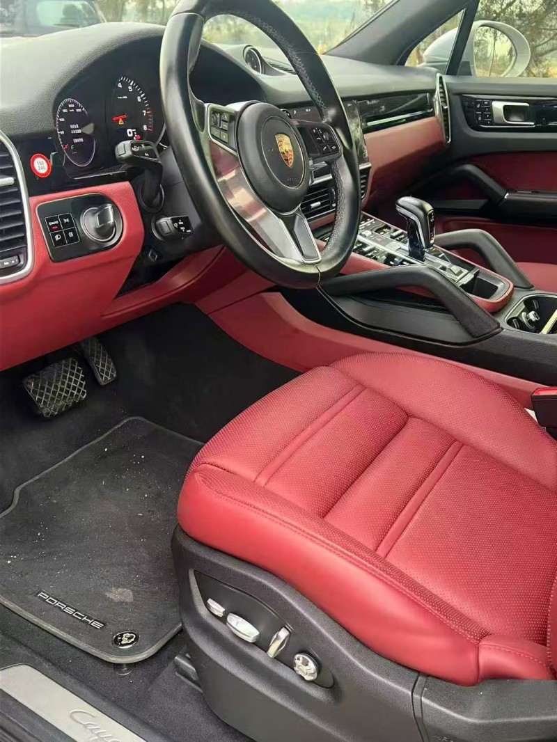 广州20年保时捷卡宴4