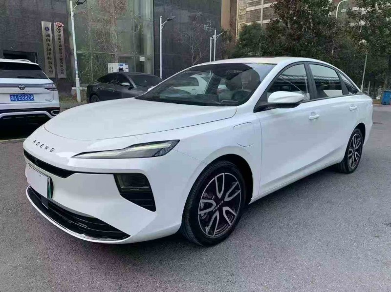 张家界25年荣威D62