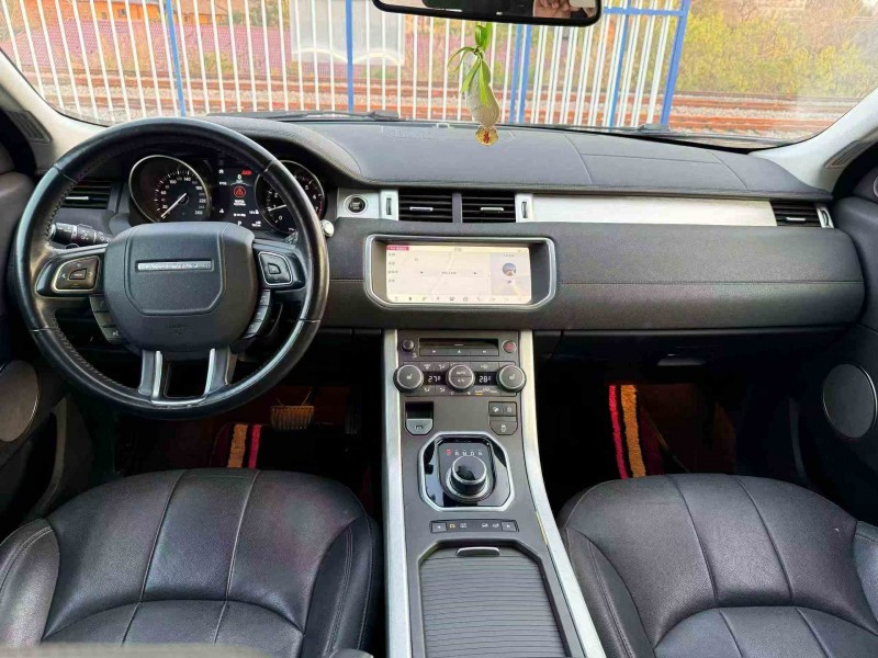 张家界19年路虎极光5