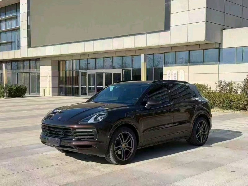 青岛20年保时捷卡宴2