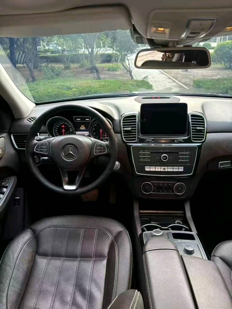 青岛16年奔驰CLE2