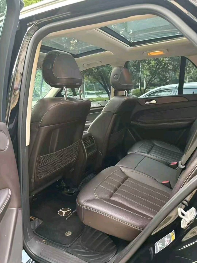 青岛16年奔驰CLE4