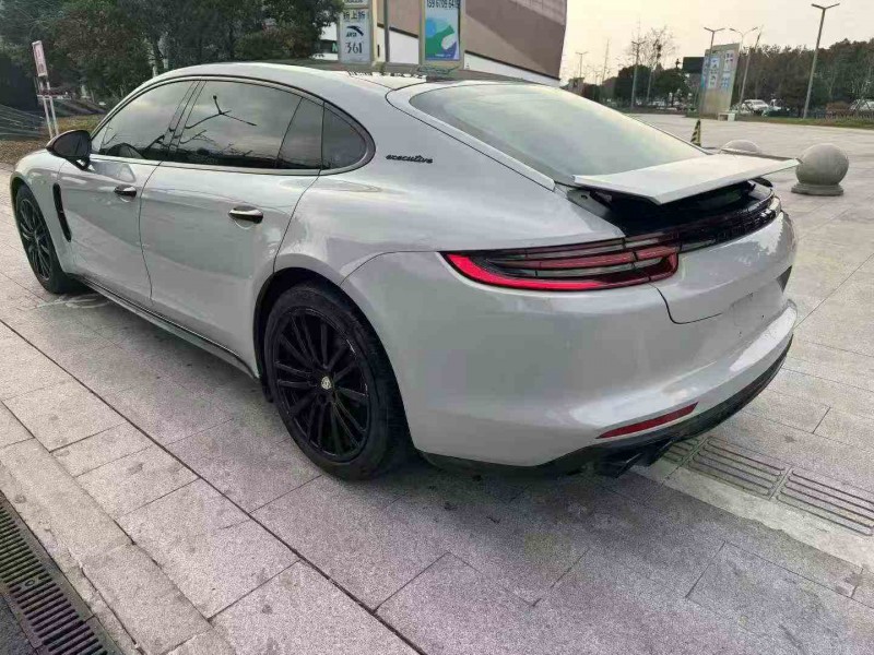 衢州19年保时捷帕拉梅拉4